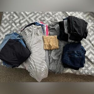 Maternity clothes lot